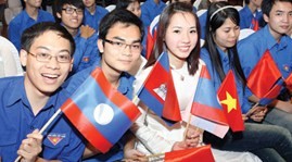 Pertemuan persahabatan pemuda Vietnam-Laos tahun 2013 - ảnh 1