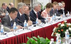 Menyosialisasikan kesempatan melakukan investasi di Vietnam terhadap badan usaha Belgia - ảnh 1