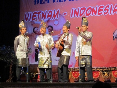 Malam kebudayaan Vietnam-Indonesia - ảnh 9
