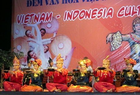 Malam kebudayaan Vietnam-Indonesia - ảnh 10