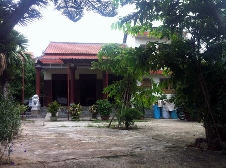 Mengunjungi rumah Pahlawan yang gugur Nguyen Van Troi - ảnh 2