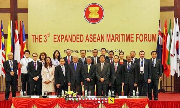 Forum kelautan ASEAN diperluas : membina kepercayaan merupakan dasar penting bagi mendorong kerjasama laut - ảnh 1
