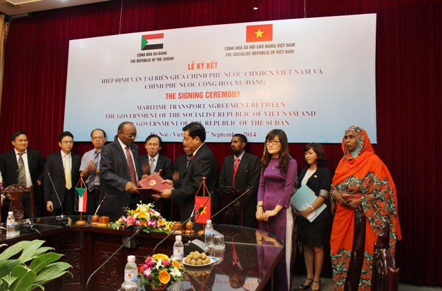 Vietnam dan Republik Sudan menandatangani perjanjian transportasi laut - ảnh 1