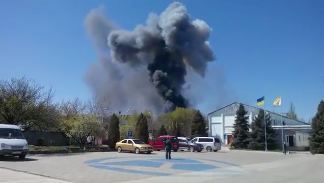 Serangkaian ledakan terjadi di Ukraina - ảnh 1