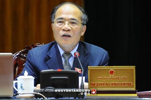 Ketua MN Nguyen Sinh Hung menerima para legislator dan pemimpin wanita - ảnh 1