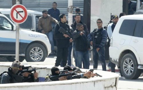 IS mengakui melakukan serangan yang berdarah-darah di ibukota Tunisia - ảnh 1