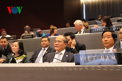 Majelis Umum ke-132 Uni Parlemen Dunia yang diadakan di Vietnam mencapai sukses - ảnh 12