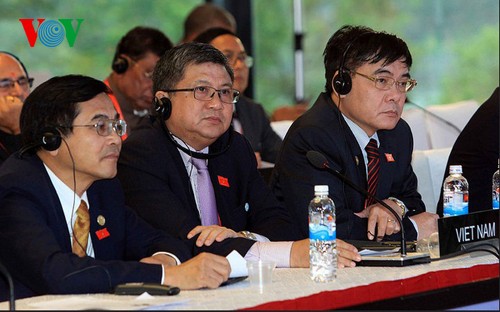 Majelis Umum ke-132 Uni Parlemen Dunia yang diadakan di Vietnam mencapai sukses - ảnh 9
