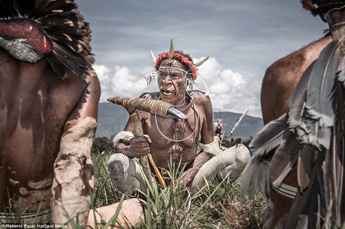 Suku-suku Indonesia di daerah dataran tinggi Papua, Indonesia - ảnh 13