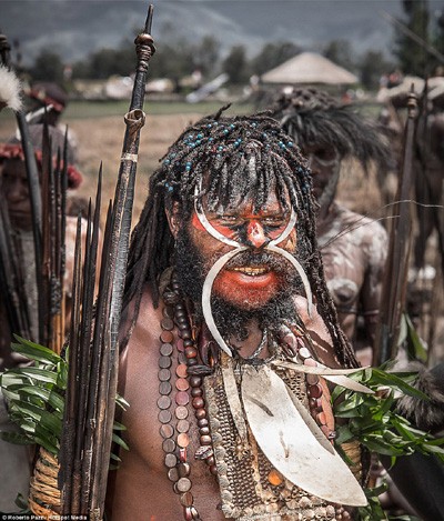 Suku-suku Indonesia di daerah dataran tinggi Papua, Indonesia - ảnh 7