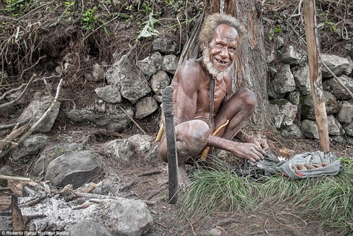 Suku-suku Indonesia di daerah dataran tinggi Papua, Indonesia - ảnh 8