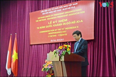 Asosiasi Persahabatan Vietnam-Indonesia memperingati  ultah ke-70 Hari Kemerdekaan Republik Indonesia - ảnh 3