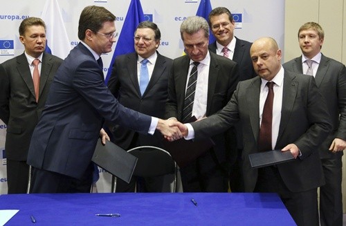 EU, Rusia dan Ukraina mencapai permufakatan gas bakar - ảnh 1