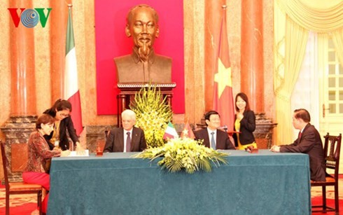 Vietnam berharap akan meningkatkan hubungan kemitraan strategis dengan Italia menjadi intensif dan efektif - ảnh 2