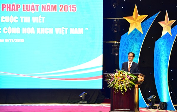 Hari Undang-Undang Vietnam memberikan sumbangan yang positif pada perkembangan sosial-ekonomi - ảnh 1