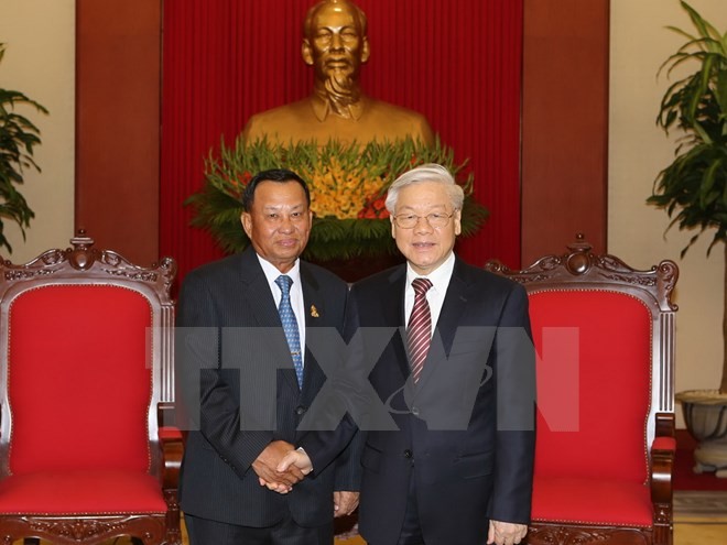 Sekjen Nguyen Phu Trong menerima Ketua Majelis Tinggi Kerajaan Kamboja - ảnh 1