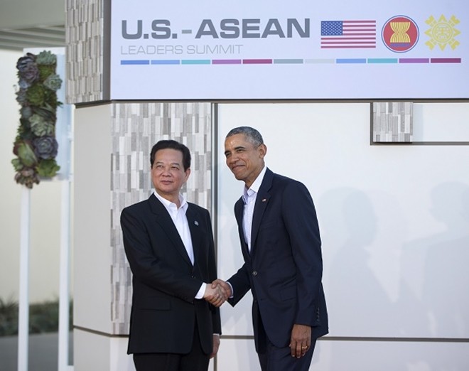 PM Nguyen Tan Dung mengakhiri dengan baik kunjungan menghadiri KTT Istimewa  ASEAN-AS - ảnh 1