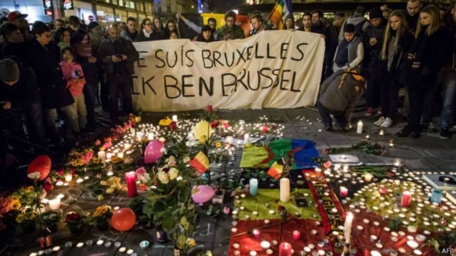 Belgia memberitahukan mengadakan upacara perkabungan nasional selama 3 hari - ảnh 1