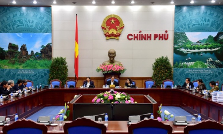Pemerintah Vietnam melakukan sidang periodik untuk bulan Maret - ảnh 1