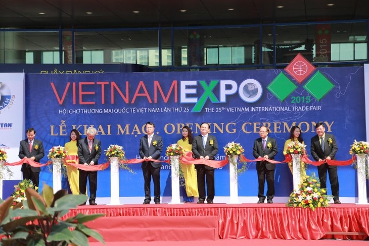 Vietnam EXPO 2016 dibuka di kota Hanoi - ảnh 1