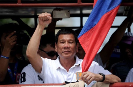 Presiden terpilih Filipina, R.Duterte menyatakan menyediakan kursi kabinet kepada pasukan sayap kanan - ảnh 1