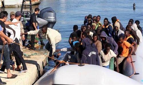 Ribuan orang telah diselamatkan di lepas pantai Libia - ảnh 1