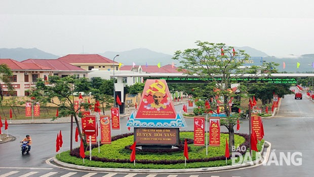 Kabupaten Hoa Vang, kota Da Nang mencapai patokan pembangunan pedesaan baru lebih awal - ảnh 1
