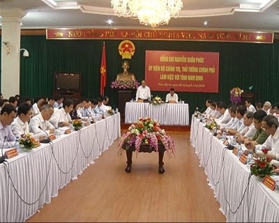 PM Vietnam, Nguyen Xuan Phuc melakukan kunjungan kerja di propinsi Nam Dinh  - ảnh 1