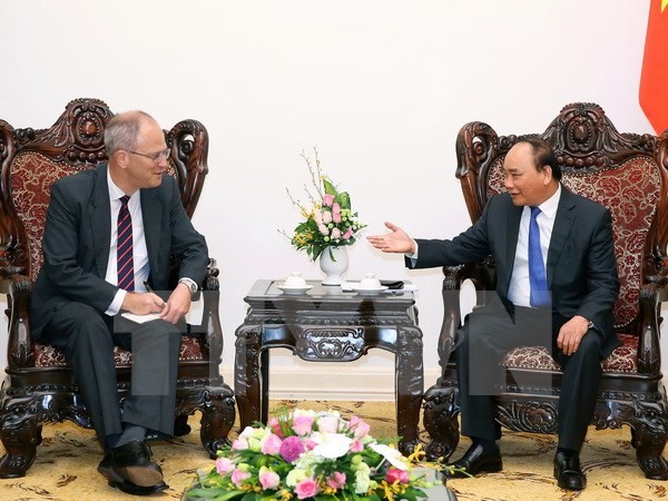 PM Nguyen Xuan Phuc menerima Duta Besar Republik Jerman - ảnh 1