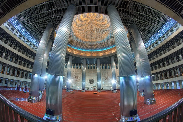 Masjid Istiqlal di Jakarta - ảnh 2