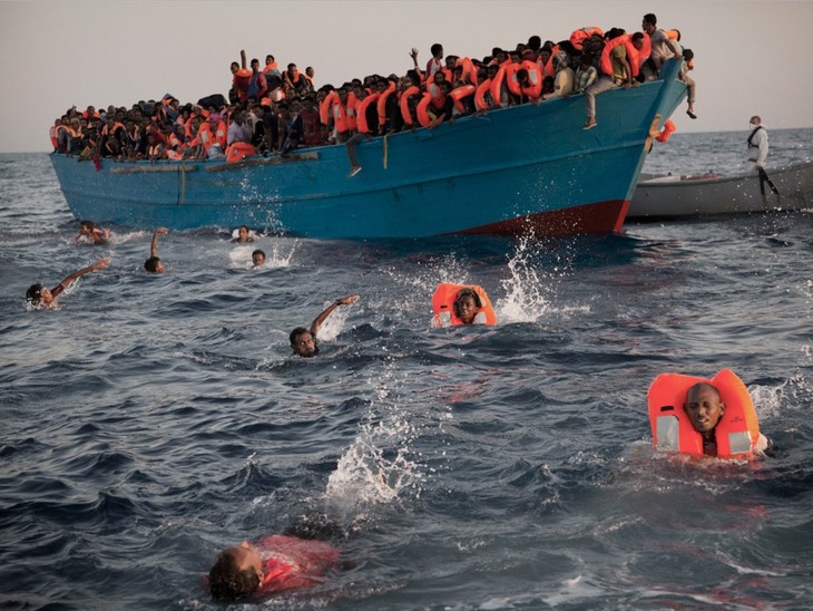 Jumlah migran yang tewas di Laut Tengah meningkat kuat pada tahun 2016 - ảnh 1