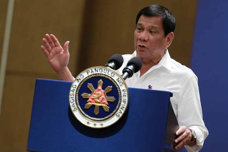 Presiden Duterte meminta kepada tentara AS supaya menarik diri dari Filipina - ảnh 1