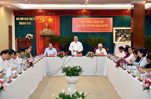 PM Vietnam, Nguyen Xuan Phuc melakukan temu kerja dengan provinsi Binh Phuoc - ảnh 1