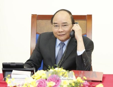 Pembicaraan telepon antara PM Vietnam, Nguyen Xuan Phuc dan Penjabat Presiden, merangkap PM Republik Korea, Hwang Kyo Ahn - ảnh 1