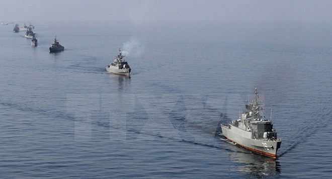 Iran membangun pangkalan angkatan laut baru di teluk Oman - ảnh 1