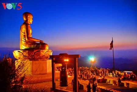 Yen Tu - Fajar di tempat Buddha - ảnh 11