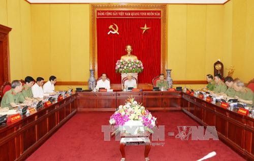 Komite Partai Komunis Keamanan Publik Pusat  menyepakati pekerjaan titik berat  - ảnh 1