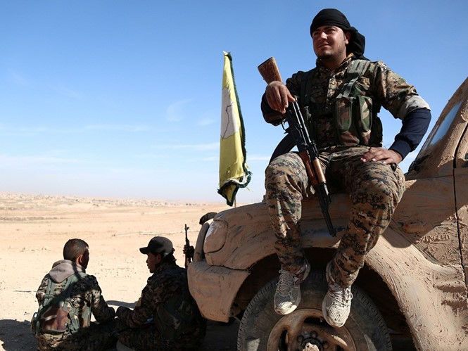  Suriah mencapai kemajuan penting dalam operasi membebaskan Raqqa - ảnh 1