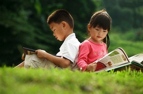 Penjelasan tentang budaya baca buku di Vietnam - ảnh 1