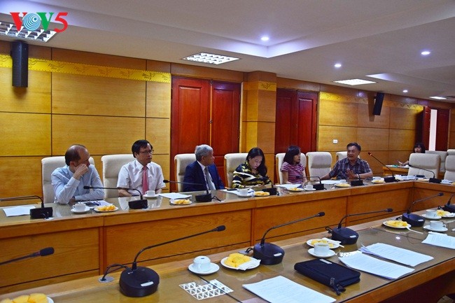 Konferensi evaluasi sementara sela masa bakti 2015-2020 VIFA angkatan III - ảnh 5