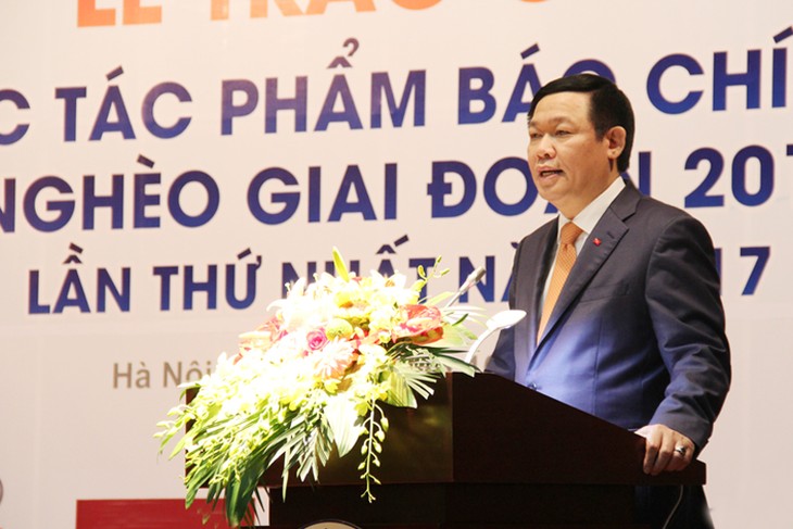 Deputi PM Vietnam, Vuong Dinh Hue: Menjamin pertumbuhan perkreditan yang menyesuaikan - ảnh 1