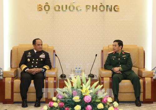  Memperkuat kerjasama lebih intensif dan ekstensif antara Angkatan Laut Vietnam dan Indonesia - ảnh 1