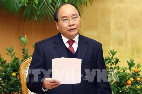  PM Nguyen Xuan Phuc: Menyusun skenario pertumbuhan triwulan setiap instansi dan bidang - ảnh 1