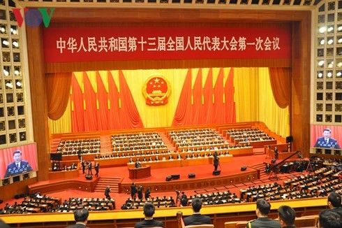 Persidangan pertama Kongres Rakyat Nasional Tiongkok angkatan XIII berakhir - ảnh 1