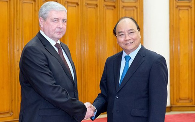 PM VN, Nguyen Xuan Phuc menerima Deputi PM Republik Belarus - ảnh 1