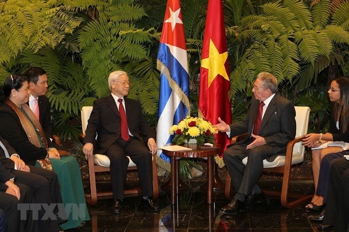 Tonggak yang membawa hubungan Vietnam dengan Perancis dan Kuba naik ke satu ketinggian baru. - ảnh 1