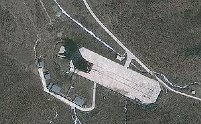 Intelijen Republik Korea : Ada tanda-tanda tentang aktivitas reparasi di lapangan peluncuran RDRK - ảnh 1