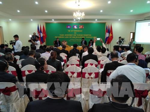 Vietnam-Laos-Kamboja mengatasi rintangan untuk mendorong pertukaran perdagangan perbatasan - ảnh 1