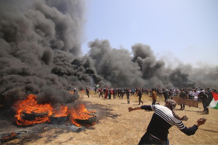 Bentrokan antara Israel dan para militan di Jalur Gaza berlanmgsung tanpa memperdulikan permufakatan gencatan senjata - ảnh 1
