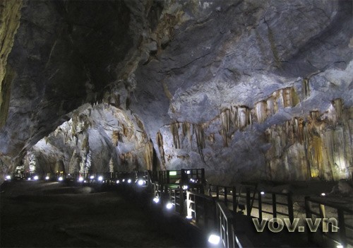 Thien Duong-the longest cave in Vietnam - ảnh 11